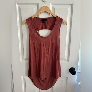 Trouvé Women’s copper/rust color tank with scoop